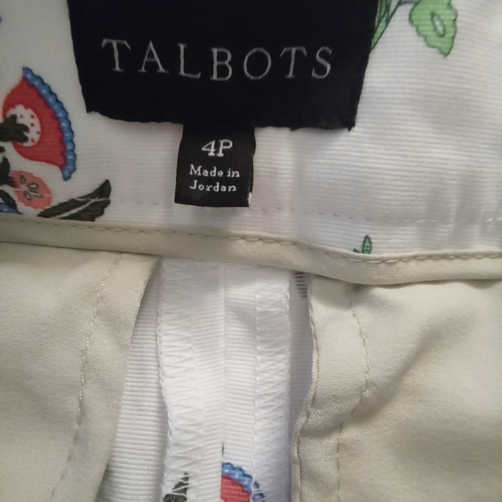 TALBOTS Floral Women's Shorts - Picture 2 of 4
